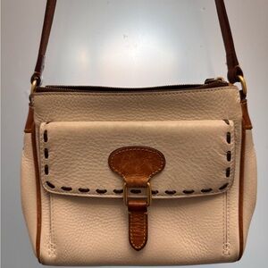Vintage Dooney and Bourke white leather shoulder bag